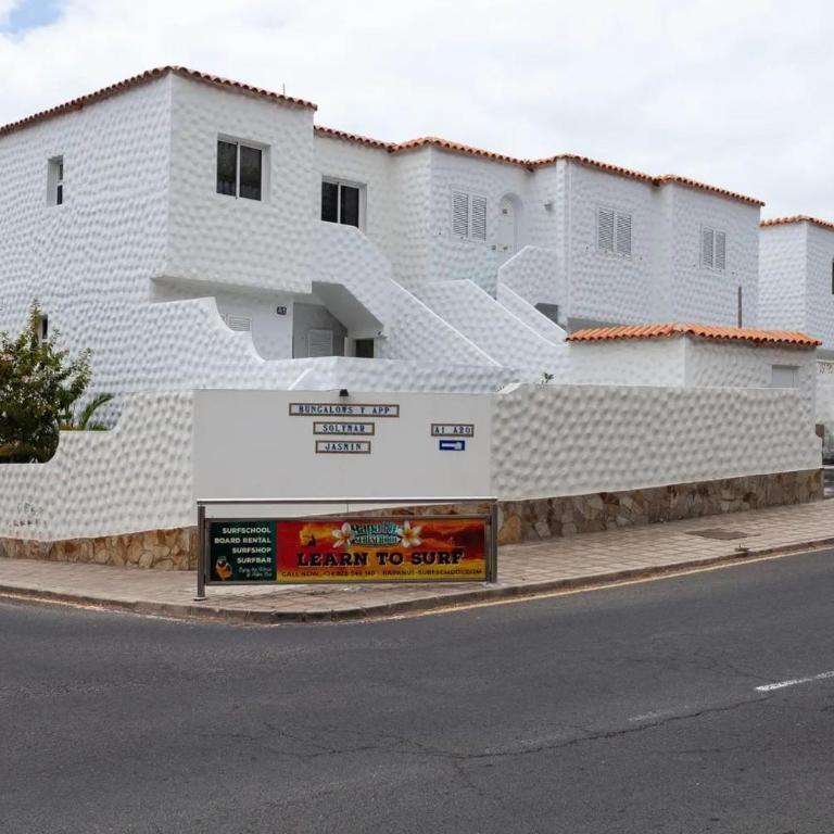 Apartment near the beach, big terrace with nice sea views, wifi and parking - Apartamento - 27