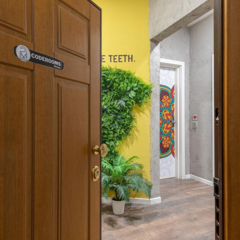 Coderooms - Deluxe Double Room - 24