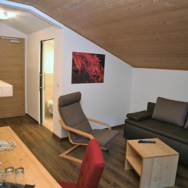 Hotel Ortler - Familienzimmer mit Balkon - 1