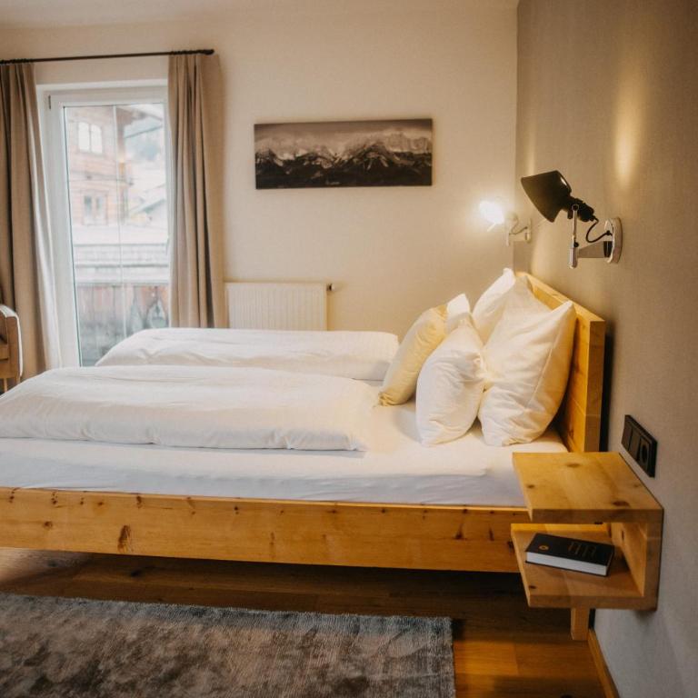 Hotel Alpin Tyrol - Kitzbüheler Alpen - Deluxe Doppelzimmer mit Balkon - 4