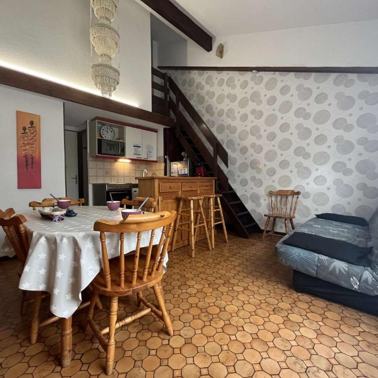 Maison 2 pièces cabine - Gruissan GN020-084 - Maison 2 Chambres - 2