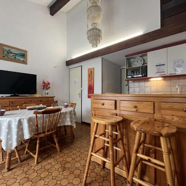 Maison 2 pièces cabine - Gruissan GN020-084 - Maison 2 Chambres - 3