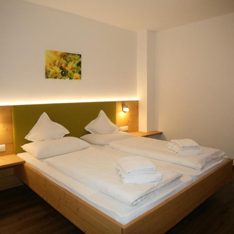 Hotel Ortler - Familienzimmer mit Balkon - 4