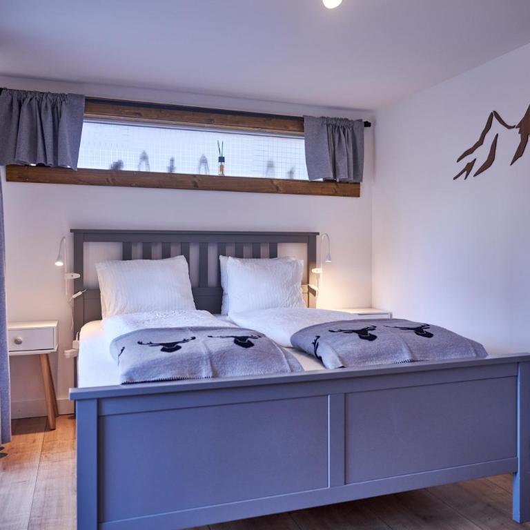 2 Bedroom Mountain View Apartment Interlaken - Two-Bedroom Apartment with Garden - 9