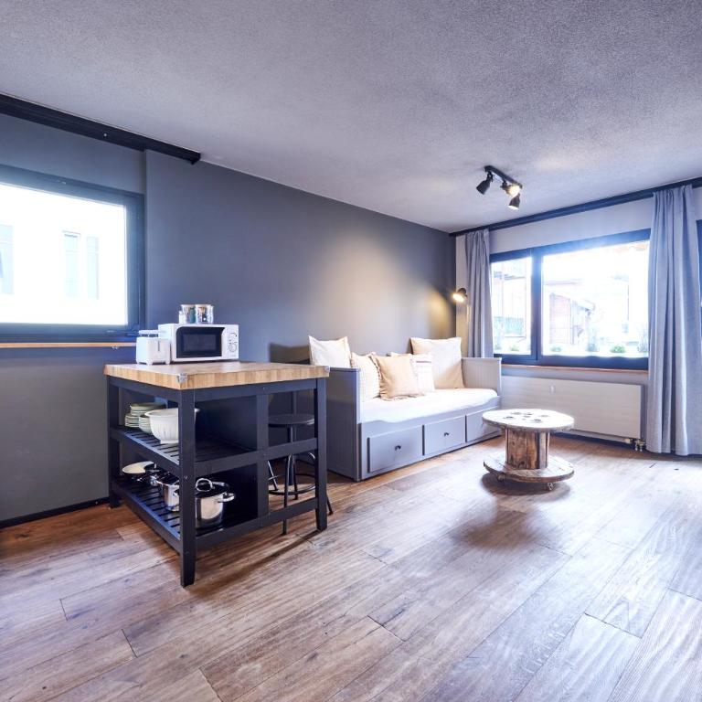 Stay Switzerland Apartments - Jungfrau View - 9