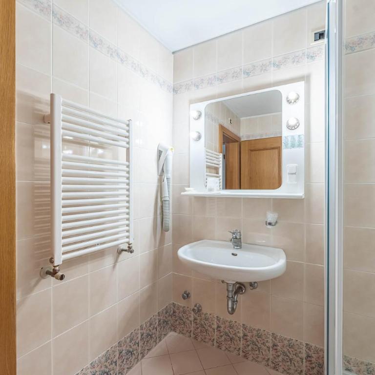 Hotel Villetta Maria Cottage - Camera Economy Doppia con Letti Singoli - 4