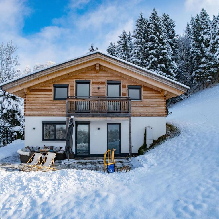 Chalet Alpenherz - Ferienhaus mit Dusche - 12