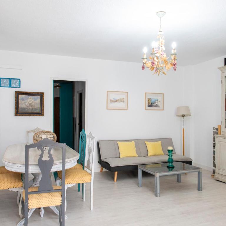 Atico con Terraza privada en el Casco Historico - Apartamento - 7