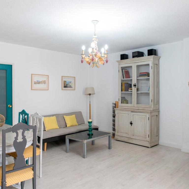 Atico con Terraza privada en el Casco Historico - Apartamento - 16