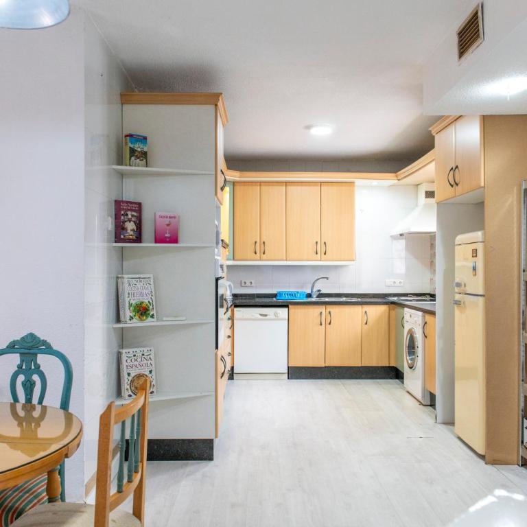 Atico con Terraza privada en el Casco Historico - Apartamento - 17