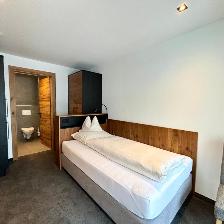 Hotel Post Kappl - Einzelzimmer mit Balkon - Nebengebäude - 3