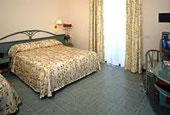 Hotel Italia - Camera Tripla - 1