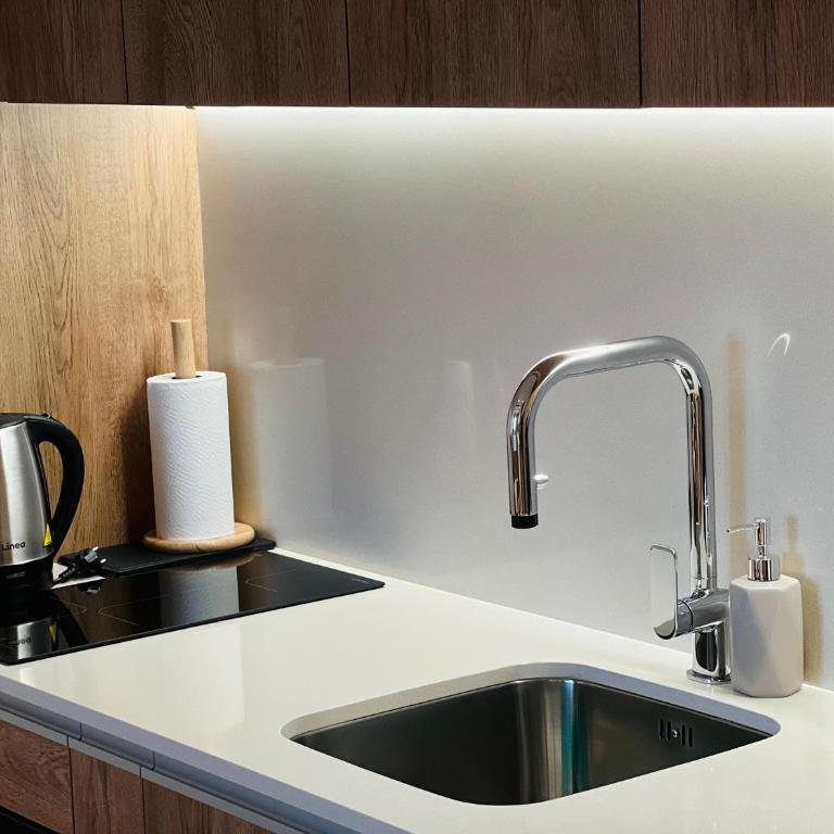 IL PRIMO Studio Apartment - One-Bedroom Apartment - 22