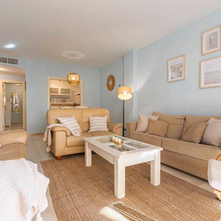 Bahia by BH Marbella - Apartamento de 2 dormitorios con balcón y terraza - 9