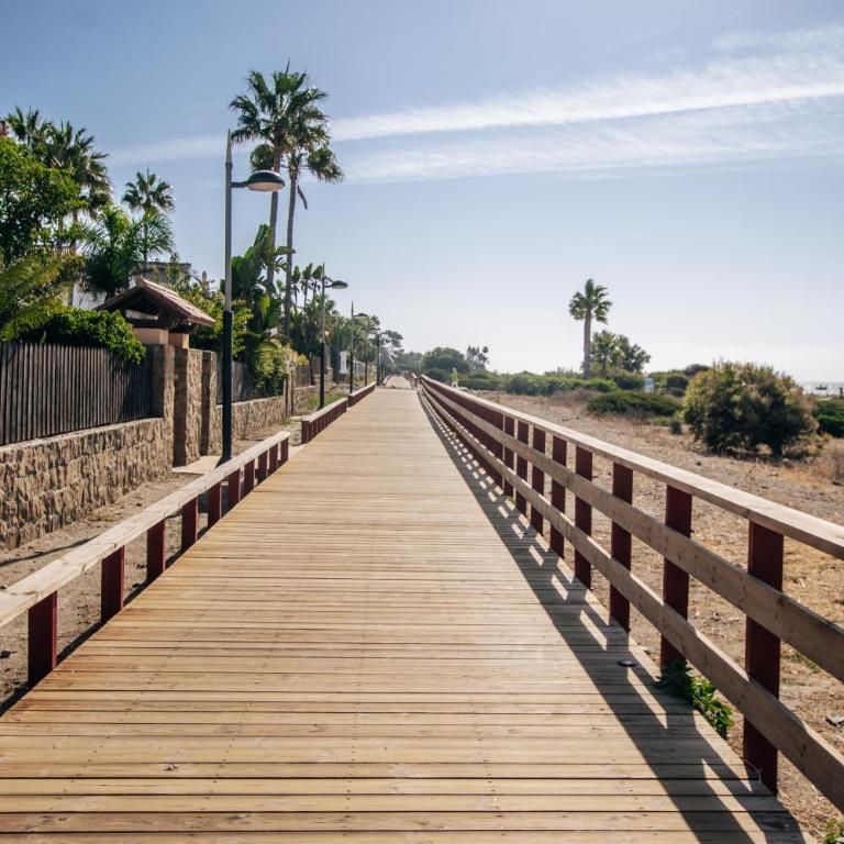 Bahia by BH Marbella - Apartamento de 2 dormitorios con balcón y terraza - 6
