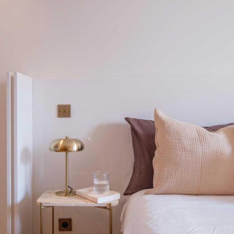 Exceptional Duplex - AC-4BR-8P- close to Marais - Appartement 4 Chambres Deluxe - 55