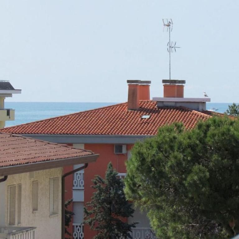 Apartment with balcony 100m from the sea - Apartment - 16