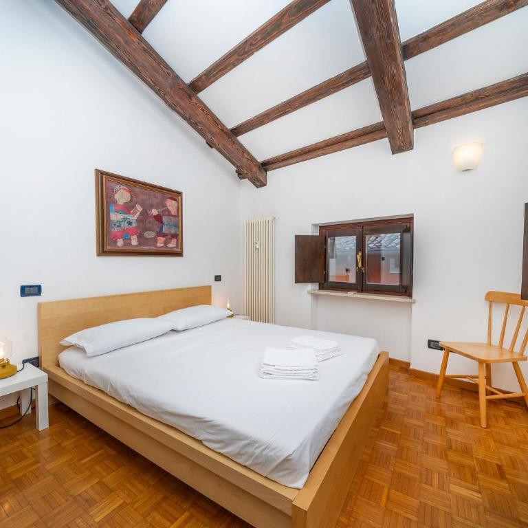 GuestHost - Historic Elegance - Apt in the Heart of Udine - Appartamento con 2 Camere da Letto - 1