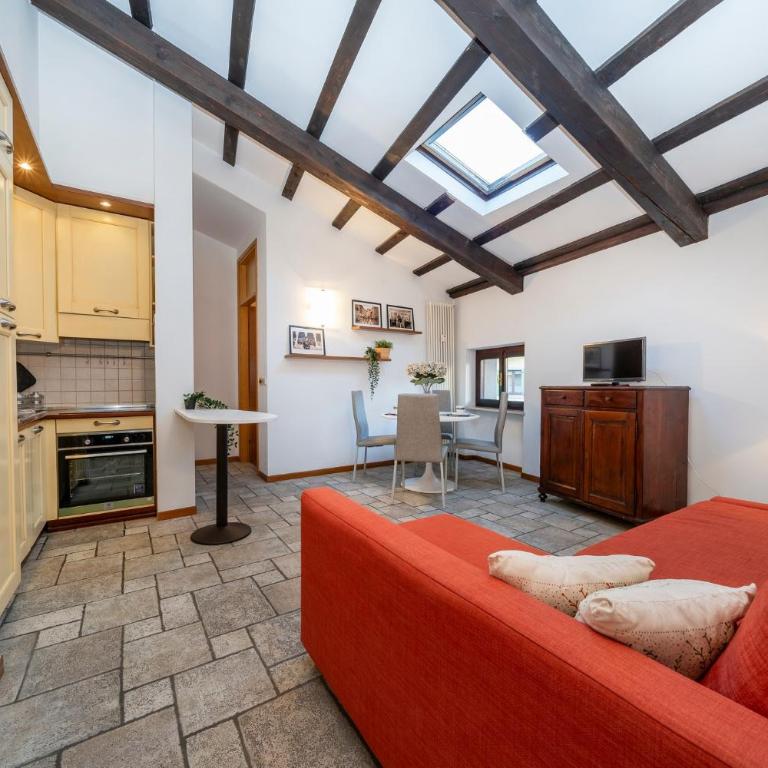 GuestHost - Historic Elegance - Apt in the Heart of Udine - Appartamento con 2 Camere da Letto - 7