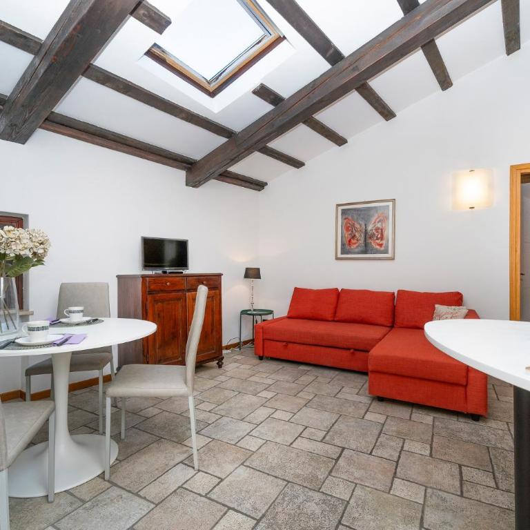 GuestHost - Historic Elegance - Apt in the Heart of Udine - Appartamento con 2 Camere da Letto - 4