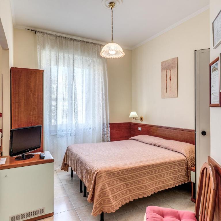 Hotel Katty - Camera Quadrupla - 5