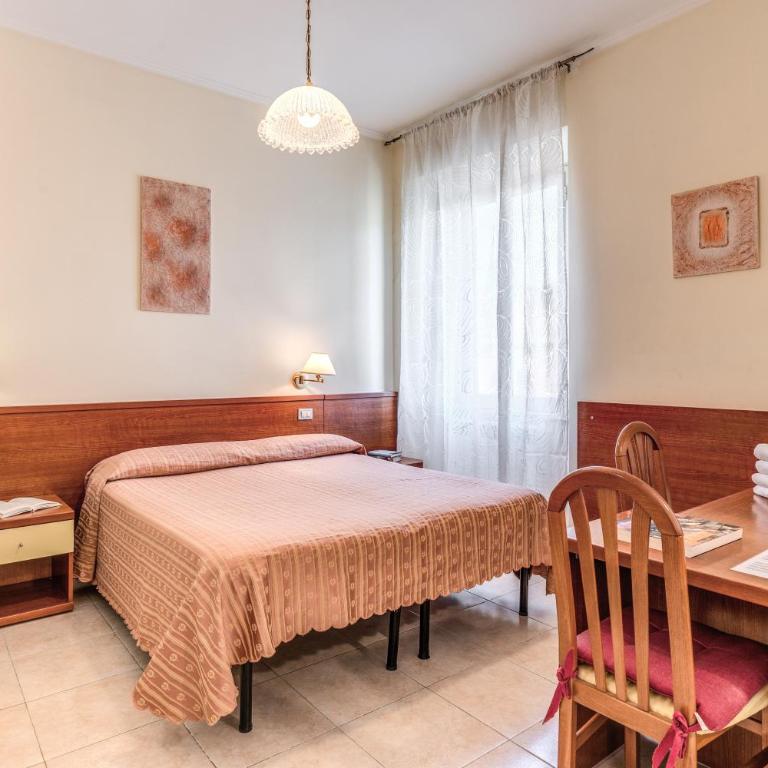 Hotel Katty - Camera Quadrupla - 6