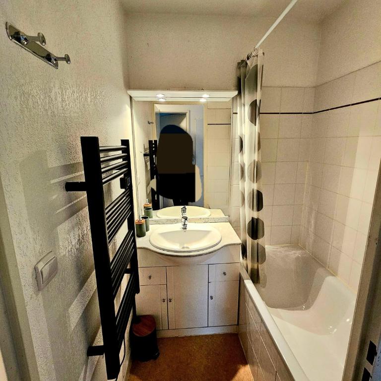 Appart 2 pièces avec balcon - Appartement 2 Chambres - 9
