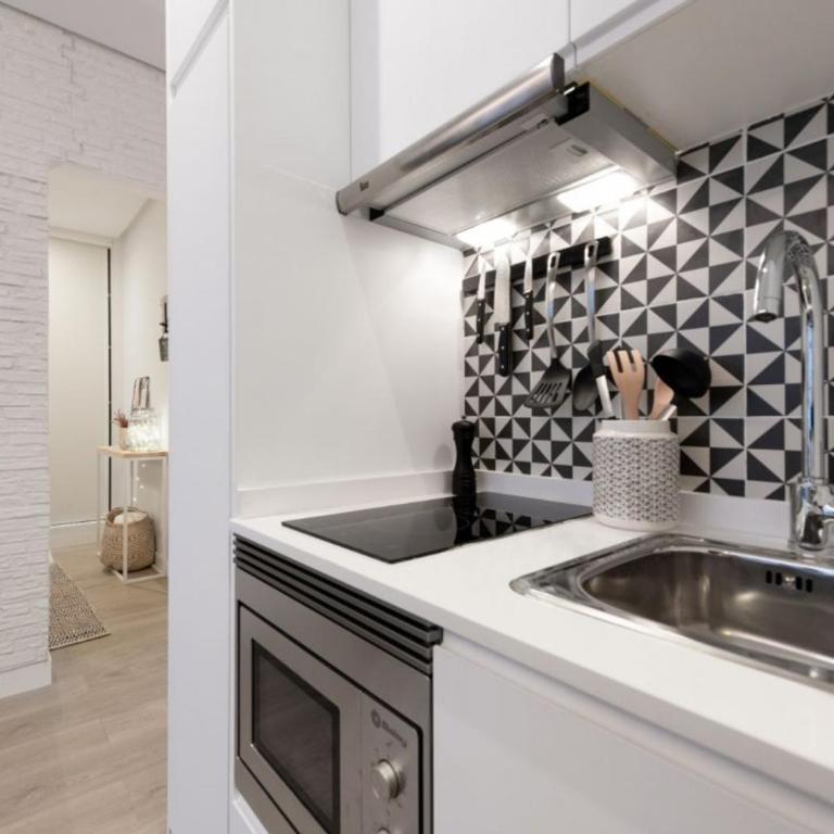 Cozy Apartment-1BED 1BATH- Barrio Salamanca - Apartment - 6