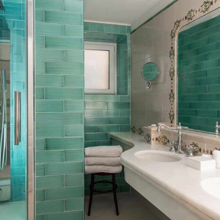 Hotel Eden Roc - Suite con Vasca Idromassaggio e Vista Mare - 10