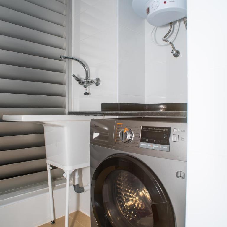 Casa Bellevue Ivan Luxury Homes 7ªPlta Sur 1ªLinea - Apartamento de 2 dormitorios - 21