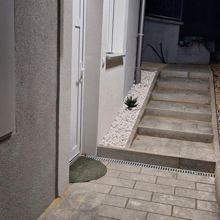 Stan Banja Luka Paprikovac - One-Bedroom Apartment - 1