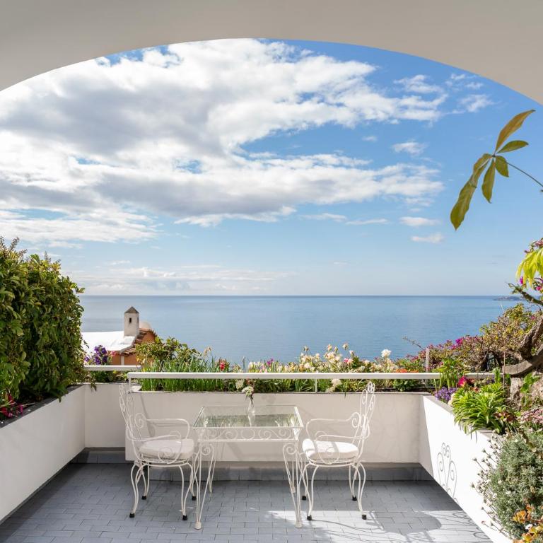 Hotel Eden Roc - Camera Superior con Vista Mare - 4