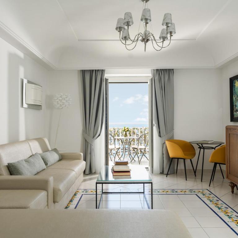 Hotel Eden Roc - Suite con 2 Camere da Letto e Vista Mare - 3