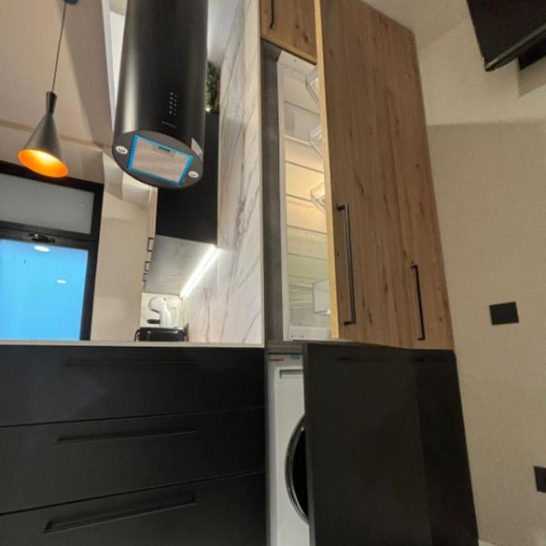 Apartamento ideal en calle florista - One-Bedroom Apartment - 6