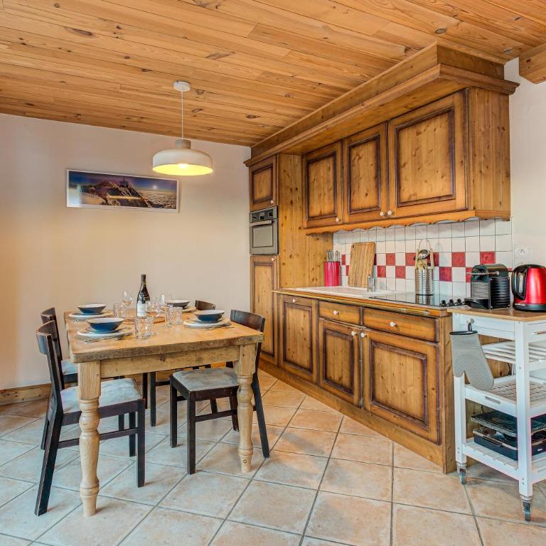 Apartment Kandahar, Alpes Travel, Les Houches, Sleeps 4 - Appartement 2 Chambres - 14