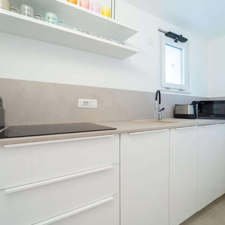 Casa Amelia, in centro vista mare - Two-Bedroom Apartment - 27