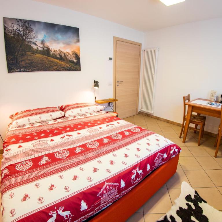 For Rest - Double Room with Private Bathroom - 1