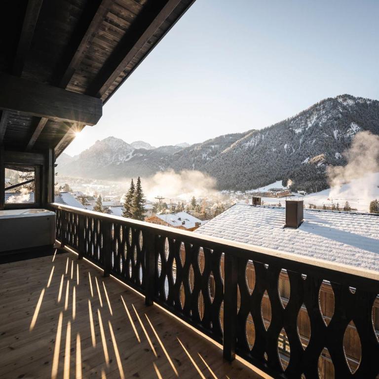 DISTINCTIVE LUXURY DOLOMITI Apartments TERRE71 - Appartamento Deluxe con 3 Camere da Letto - 11