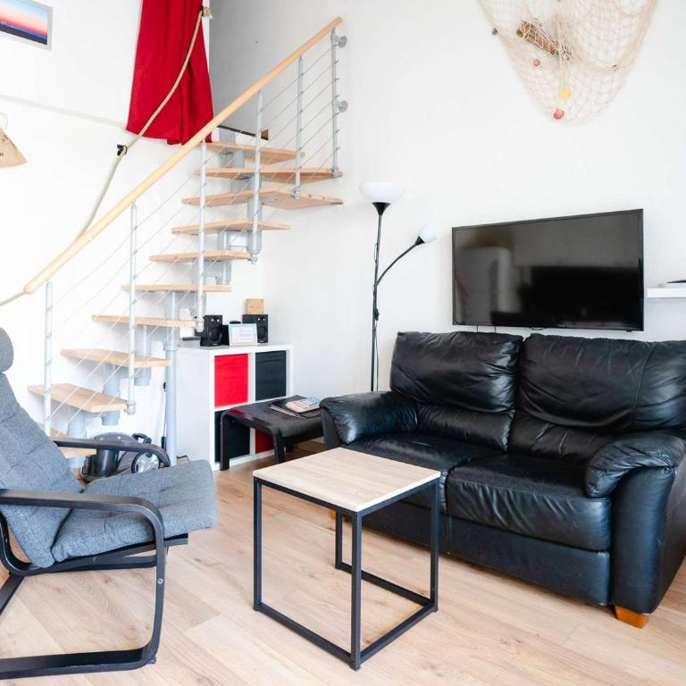 Pavillon Climatisé avec Mezzanine, WIFI et Parking Privé - Gruissan Les Ayguades - FR-1-409-187 - Villa - 14