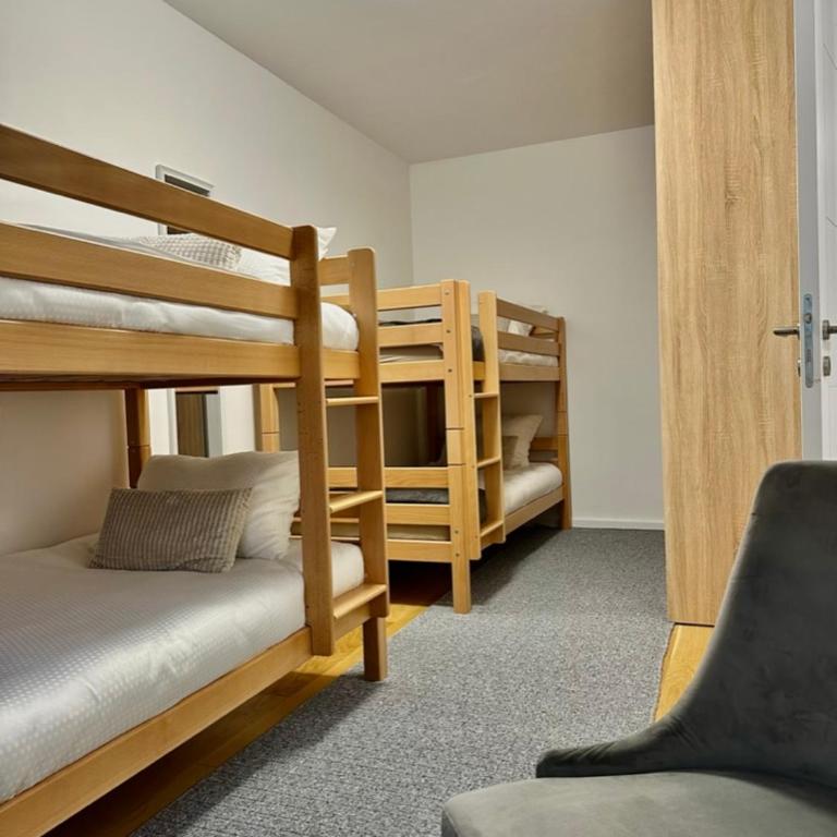 Snow Base Jahorina - Two-Bedroom Apartment - 18