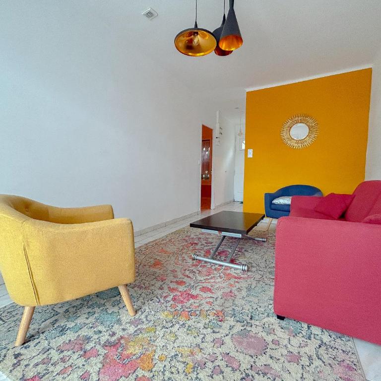 Maison Boulouris avec jardin, bord de mer et plage - Villa 1 Chambre - 3