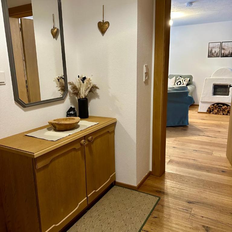Landhaus Knaus - Superior Apartment mit 1 Schlafzimmer und Balkon - 20