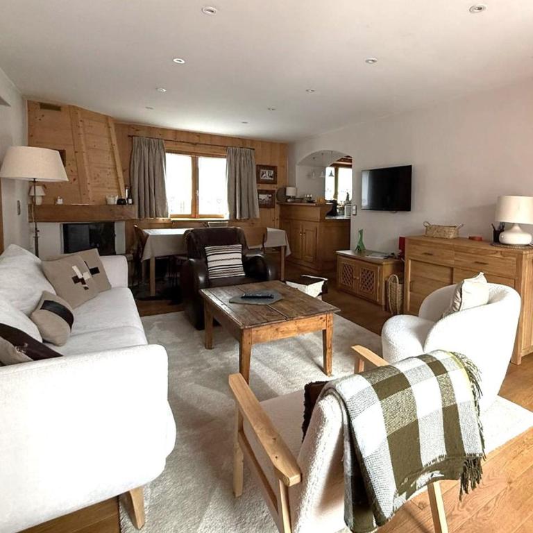 Appartement au cœur de Megève avec terrasse, cheminée, 3 chambres, wifi et linge inclus - FR-1-453-311 - Appartement - 6