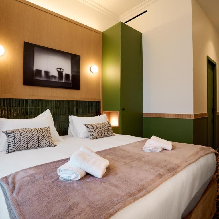 6 VH Hotel - Chambre Double ou Lits Jumeaux Supérieure - 1