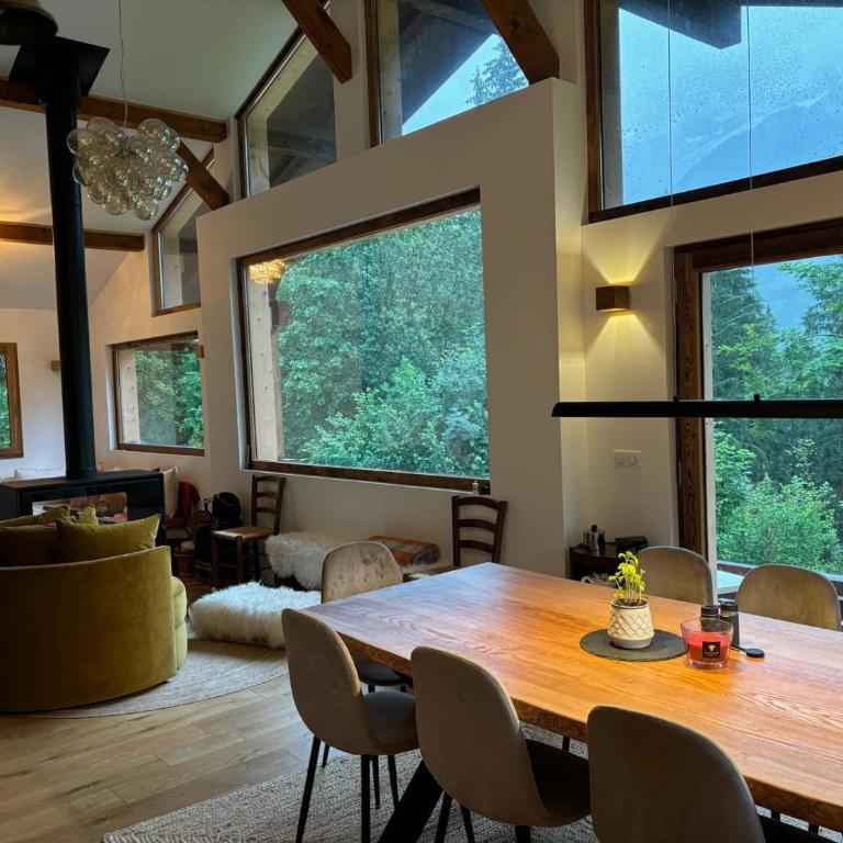 Chalet des Eaux Rousses -Renove -Prive - Vues 360 Mont Blanc - Chalet - 15