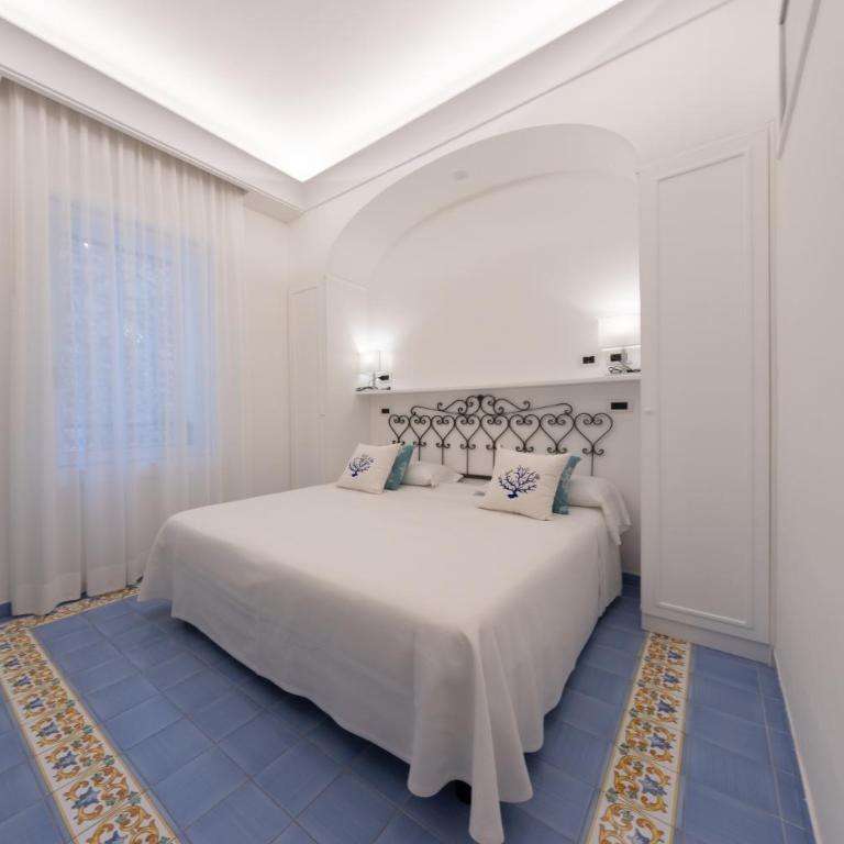 Hotel Aurora - Camera Doppia Standard No Vista Mare - 16