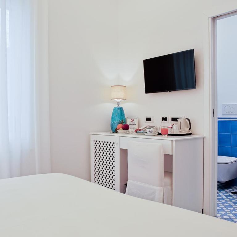 Hotel Aurora - Camera Doppia Standard No Vista Mare - 17