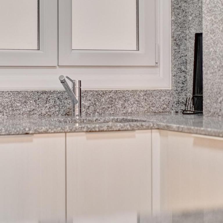 Apartamento Zure Etxea by Clabao - Three-Bedroom Apartment - 6