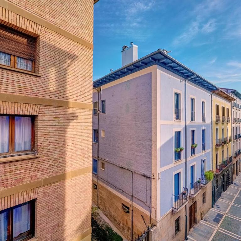 Apartamento Zure Etxea by Clabao - Three-Bedroom Apartment - 22