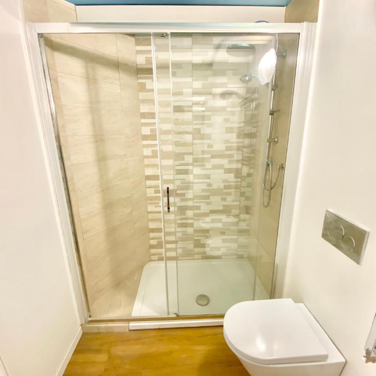Loft 20 minuti dal duomo - Moderno e accogliente - Appartamento con 2 Camere da Letto - 24